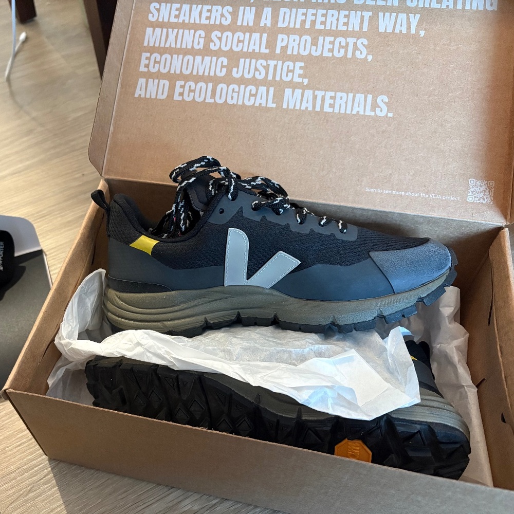 Veja women’s sneakers